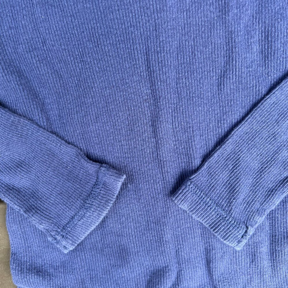 shirt - Picture 4 of 4